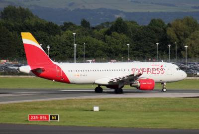 Image of aircraft registration EC-MCB - A A320-214 operated by Iberia Express