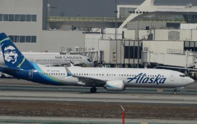 Photo of aircraft N973AK operated by Alaska Airlines