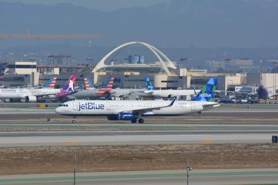 Photo of aircraft N986JB operated by JetBlue Airways