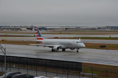 Image of aircraft registration N445YX - A ERJ-175-LR (ERJ-170-200 LR) operated by American Eagle