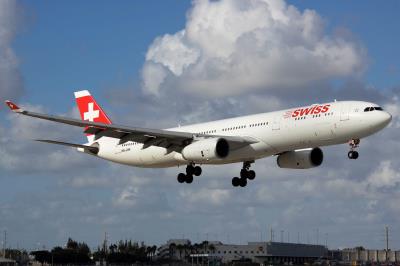 Image of aircraft registration HB-JHH - A A330-343 operated by Swiss
