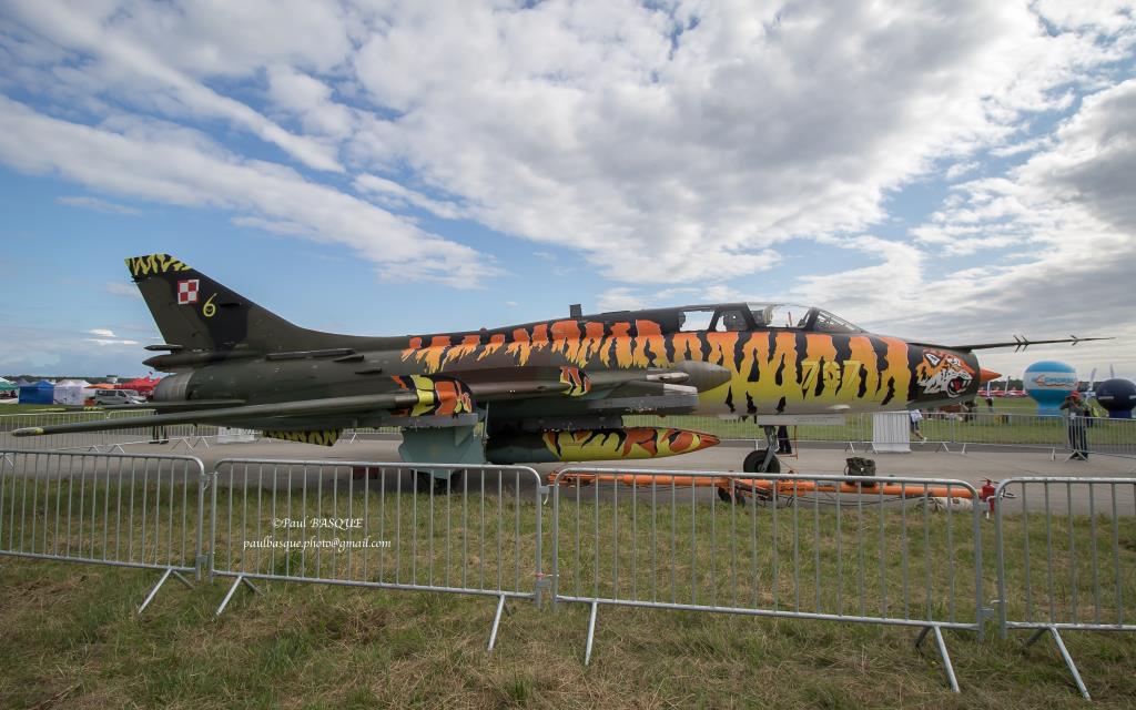 Photo of aircraft 707 operated by Polish Air Force