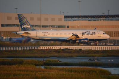 Photo of aircraft N706JB operated by JetBlue Airways