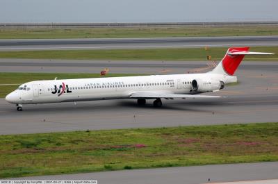 Photo of aircraft JA001D operated by Japan Air System (JAS)