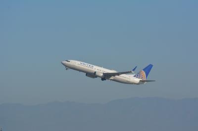Photo of aircraft N65832 operated by United Airlines