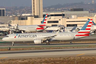 Photo of aircraft N425AN operated by American Airlines