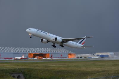 Photo of aircraft F-GZNR operated by Air France