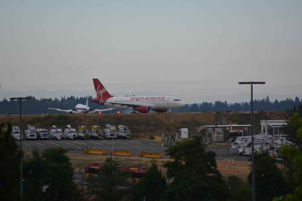 Photo of aircraft N523VA operated by Virgin America