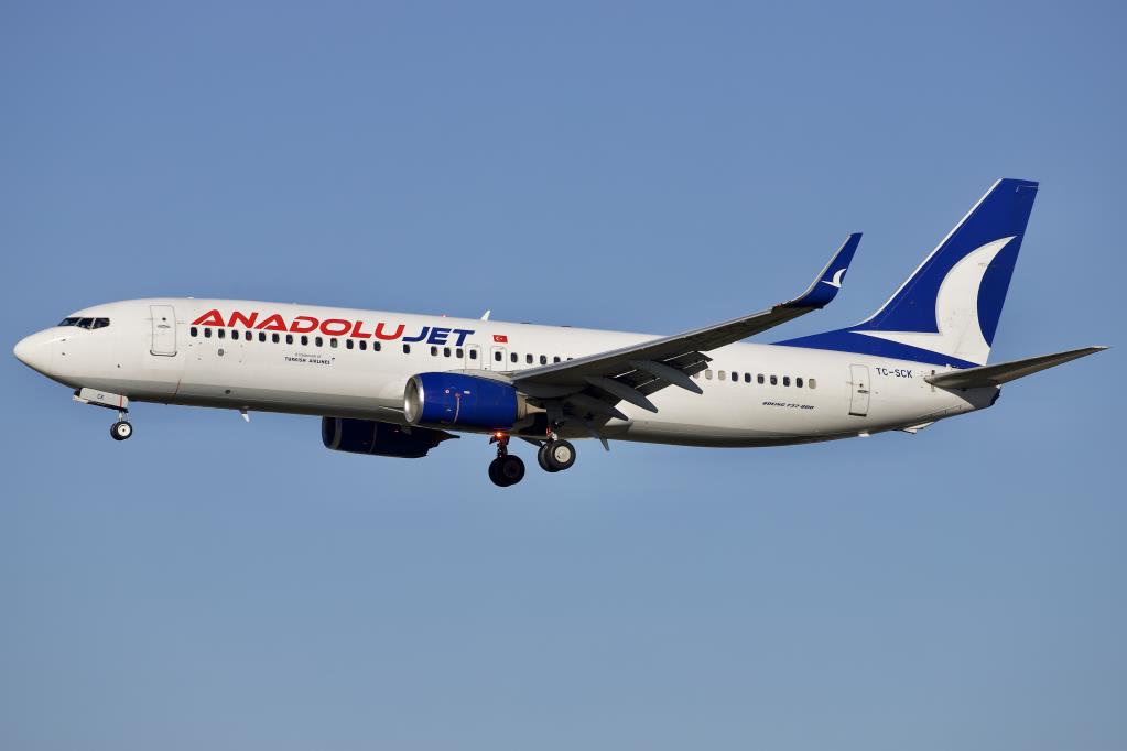 Photo of aircraft TC-SCK operated by Anadolu Jet