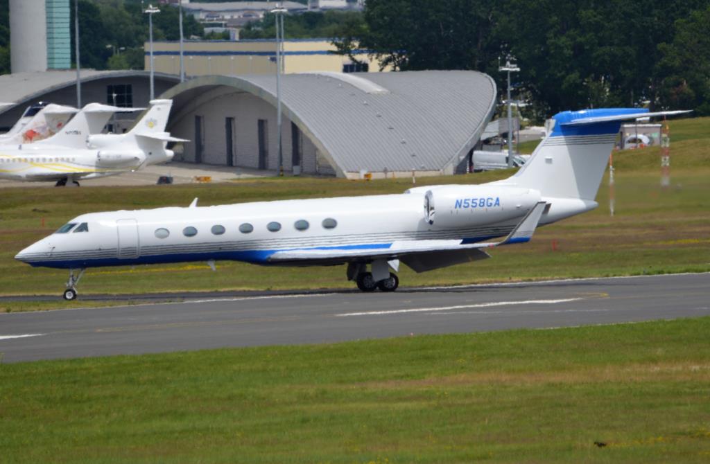 Photo of aircraft N558GA operated by Amgen Inc