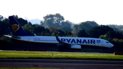 Photo of aircraft EI-DPY operated by Ryanair