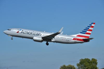 Photo of aircraft N977NN operated by American Airlines