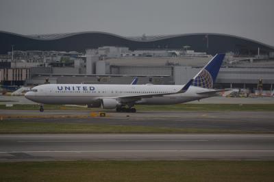 Image of aircraft registration N641UA - A 767-322(ER)(WL) operated by United Airlines