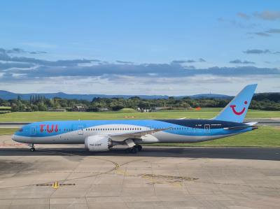 Photo of aircraft G-TUIM operated by TUI Airways