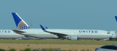 Image of aircraft registration N580HA - A 767-33A(ER)(WL) operated by Hawaiian Airlines