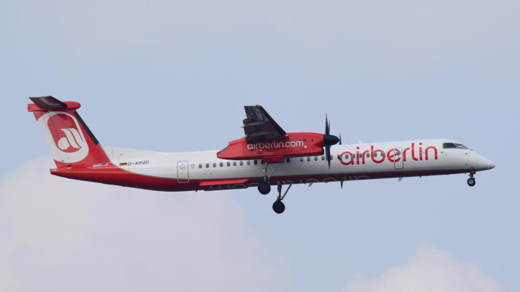 Photo of aircraft D-ABQD operated by Air Berlin