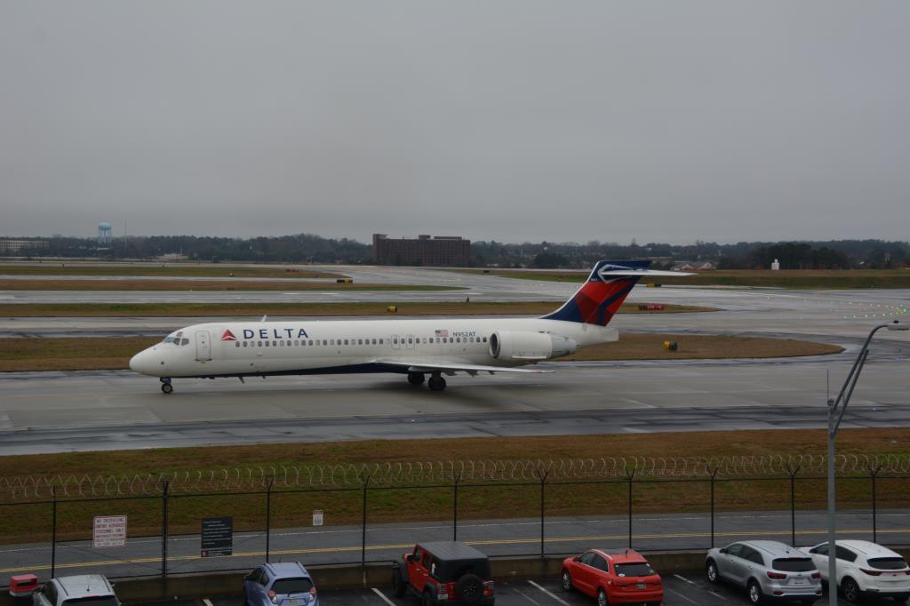 Photo of aircraft N952AT operated by Delta Air Lines