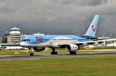 Image of aircraft registration G-OOBA - A 757-28A(WL) operated by TUI Airways