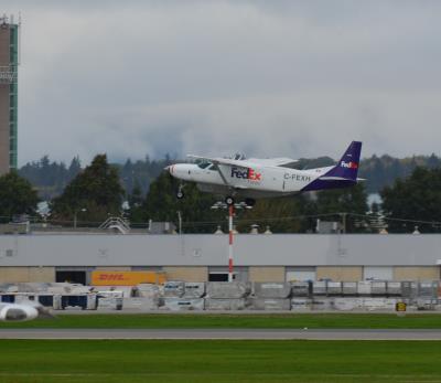 Image of aircraft registration C-FEXH - A Cessna Caravan-208B operated by Morningstar Air Express