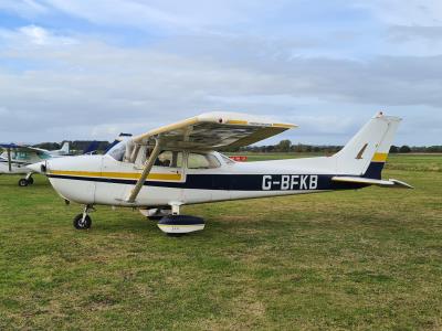 Photo of aircraft G-BFKB operated by Shropshire Flying Group