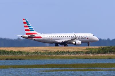 Photo of aircraft N116HQ operated by American Eagle