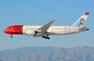 Photo of aircraft LN-LNE operated by Norwegian Long Haul