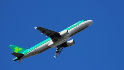 Photo of aircraft EI-DEE operated by Aer Lingus