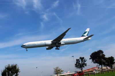 Photo of aircraft B-KQL operated by Cathay Pacific Airways