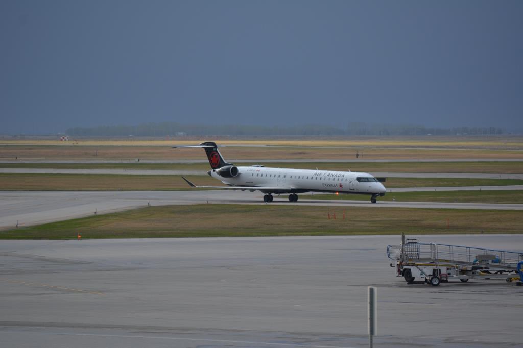 Photo of aircraft C-FCJZ operated by Air Canada Express