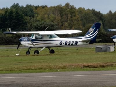 Photo of aircraft G-BSZW operated by Stephen Thomas Gilbert