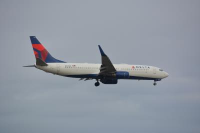 Photo of aircraft N3750D operated by Delta Air Lines
