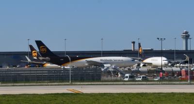 Photo of aircraft N129UP operated by United Parcel Service (UPS)