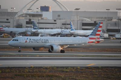 Photo of aircraft N469AN operated by American Airlines