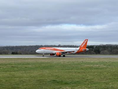 Photo of aircraft OE-ICW operated by easyJet Europe