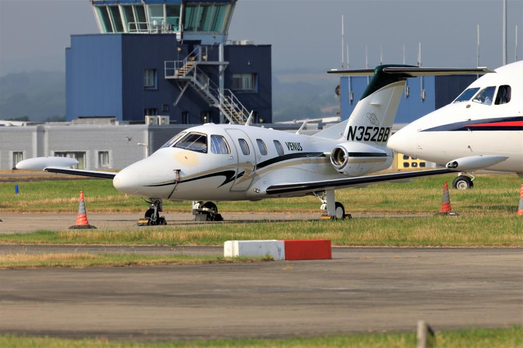Photo of aircraft N352BB operated by Venus USA LLC