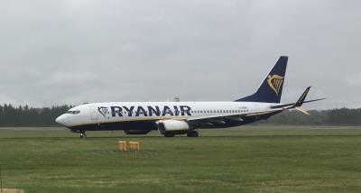 Photo of aircraft G-RUKE operated by Ryanair UK