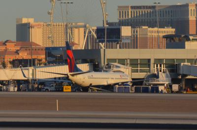 Photo of aircraft N374DA operated by Delta Air Lines