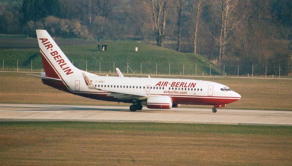 Photo of aircraft D-ABBT operated by Air Berlin