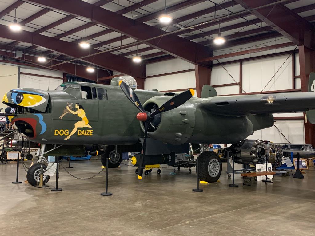 Photo of aircraft N3970C (43-4381) operated by New England Air Museum