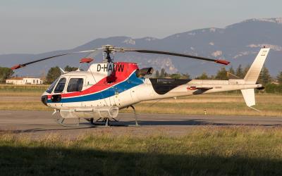 Photo of aircraft D-HAUW operated by Helibravo