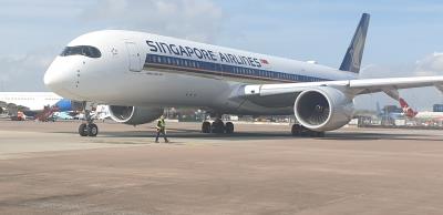 Photo of aircraft 9V-SJC operated by Singapore Airlines