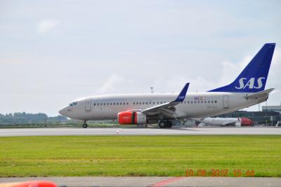 Image of aircraft registration LN-TUJ - A 737-705(WL) operated by SAS Scandinavian Airlines