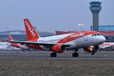 Photo of aircraft G-EZFA operated by easyJet