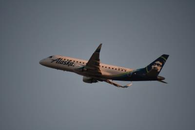 Photo of aircraft N406SY operated by Alaska Airlines