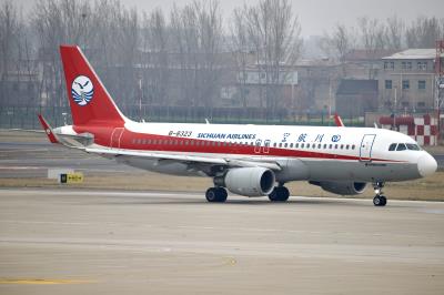 Photo of aircraft B-8323 operated by Sichuan Airlines