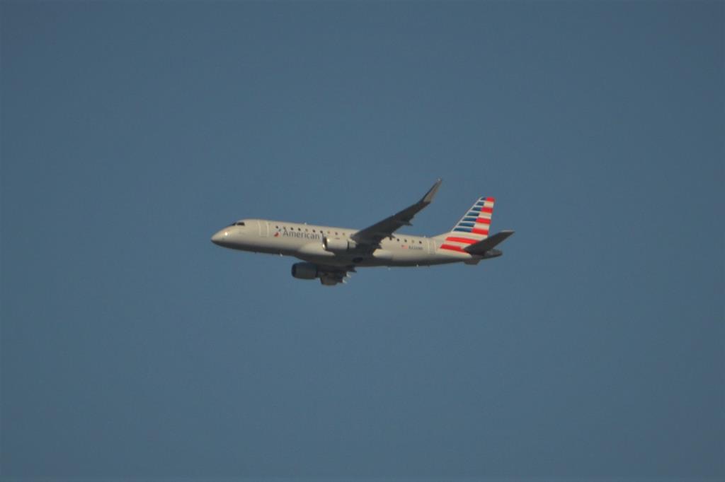 Photo of aircraft N226NN operated by American Eagle