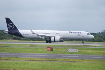 Photo of aircraft D-AIEH operated by Lufthansa