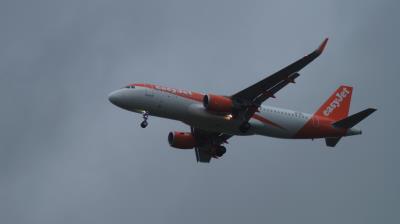 Image of aircraft registration OE-IVS - A A320-214(WL) operated by easyJet Europe