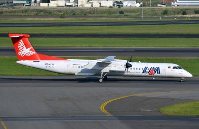 Image of aircraft registration C9-AUM - A DHC-8-402 operated by LAM-Mocambique Expresso