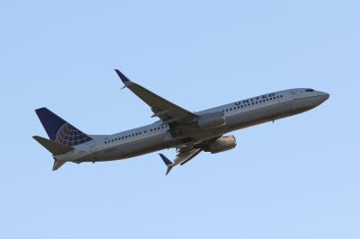 Photo of aircraft N53442 operated by United Airlines